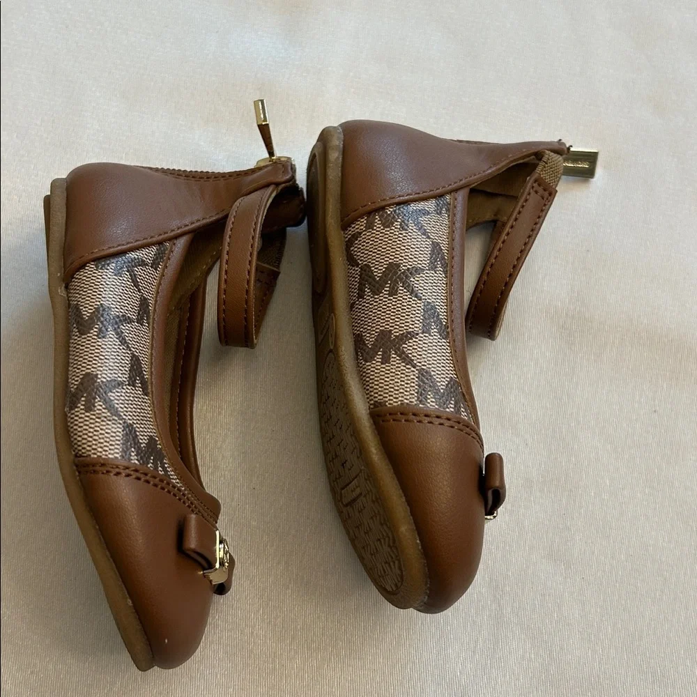 Michael Kors Tan Kids Dress Shoes with Gold Accents